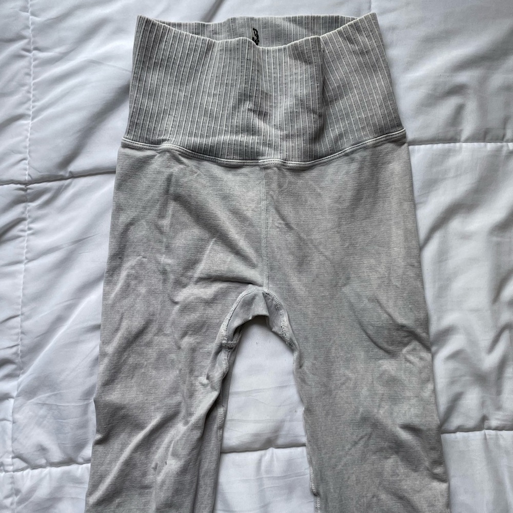 Good karma free people gray leggings
